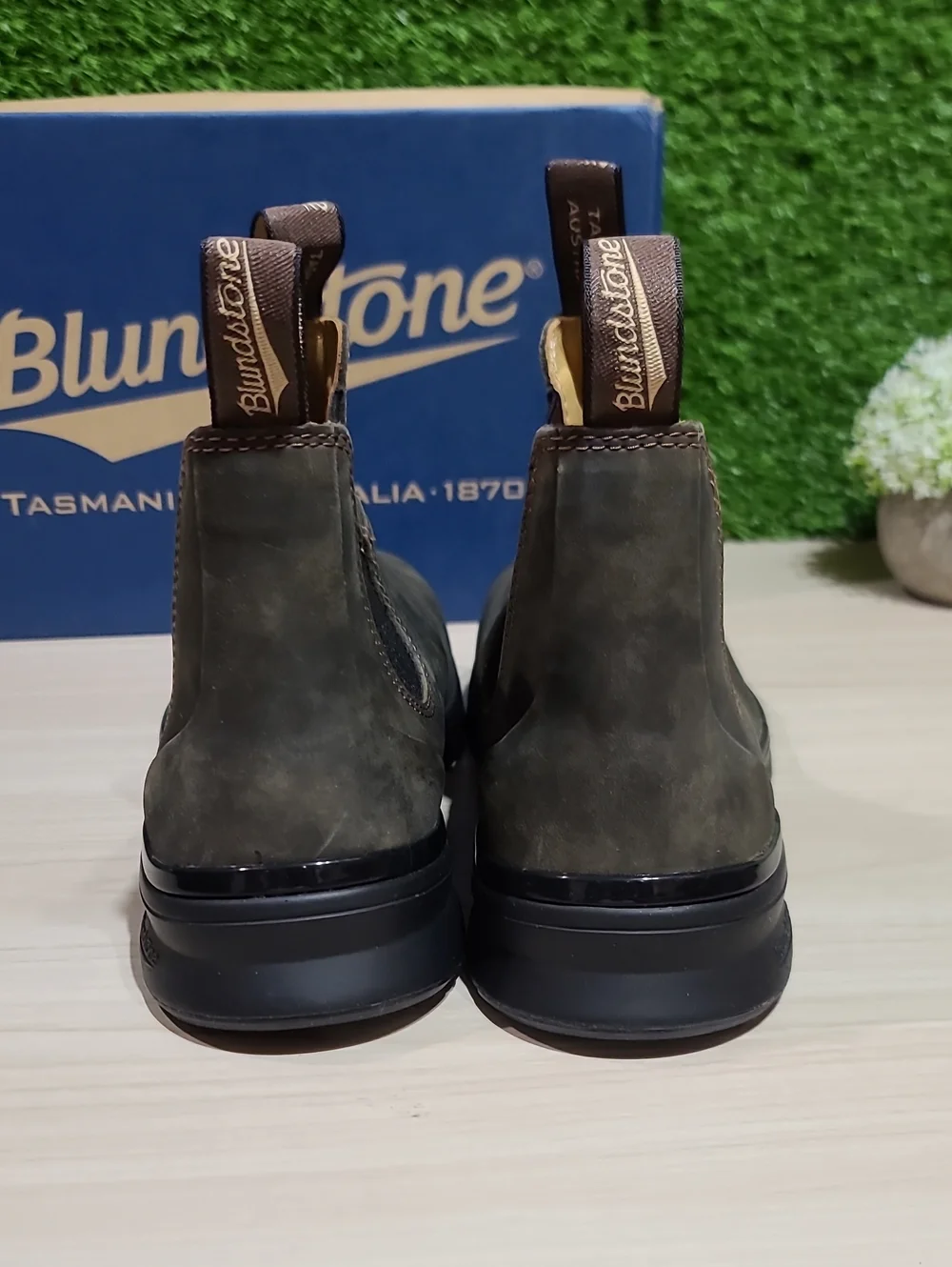 Blundstone 2144 Active Chelsea Boots / Rustic Brown US Men's 9.5 NEW